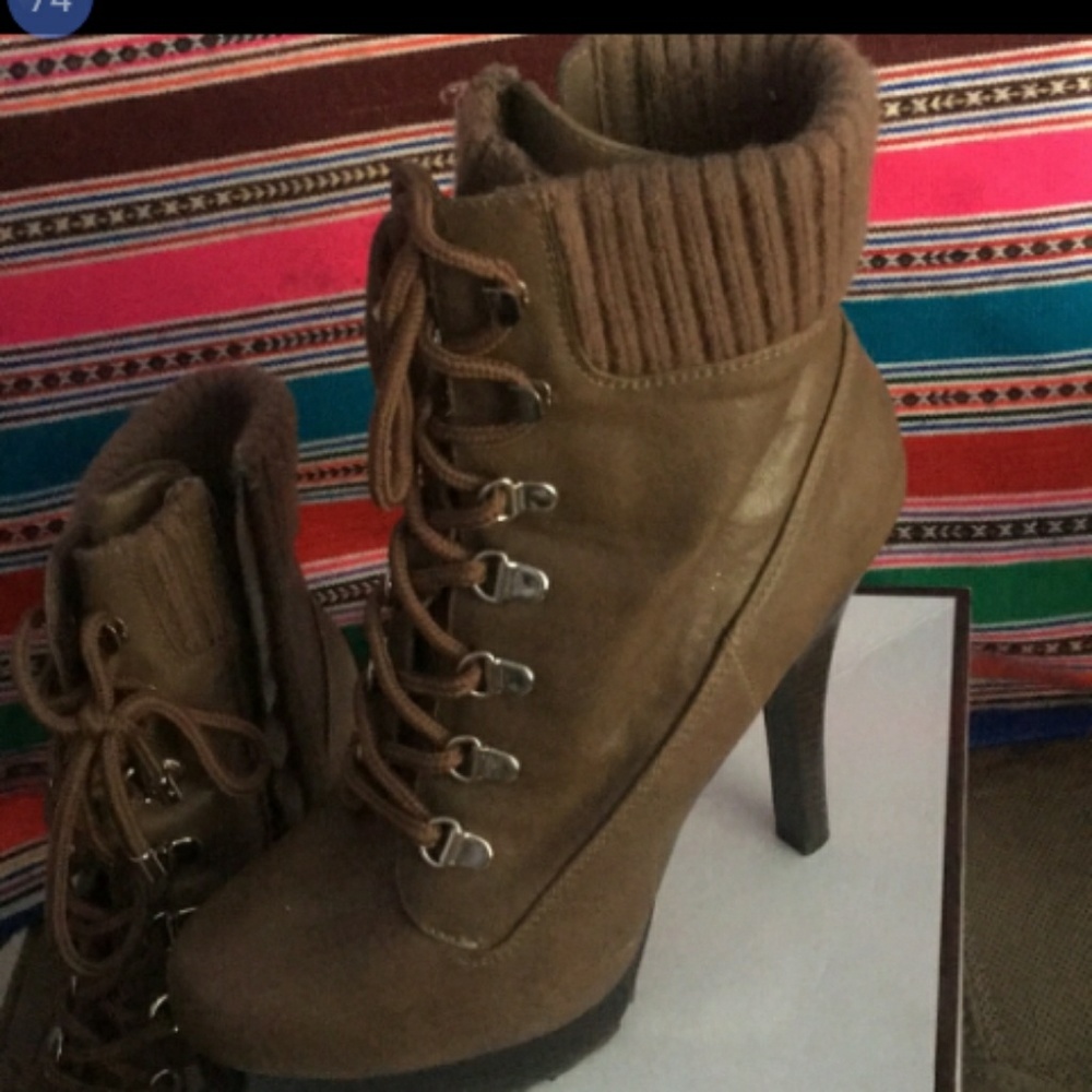 COPY - Jennifer Lopez ankle booties